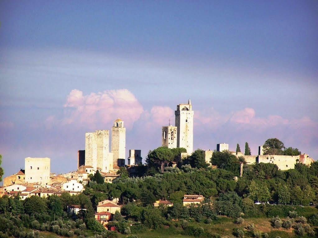 Apartamento Poggetto Di Montese San Gimignano Exterior foto